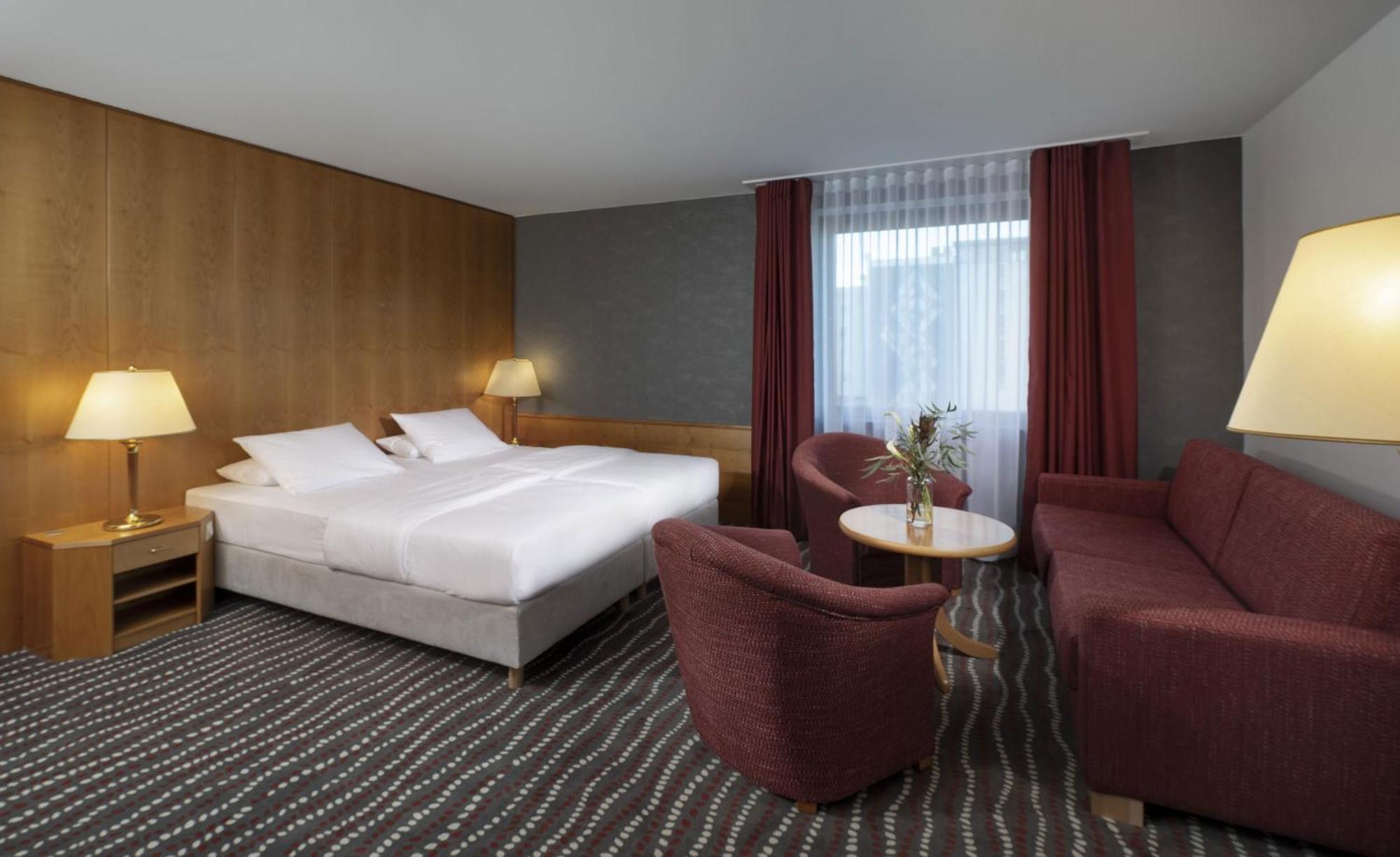 Maritim Hotel Magdeburg Ngoại thất bức ảnh