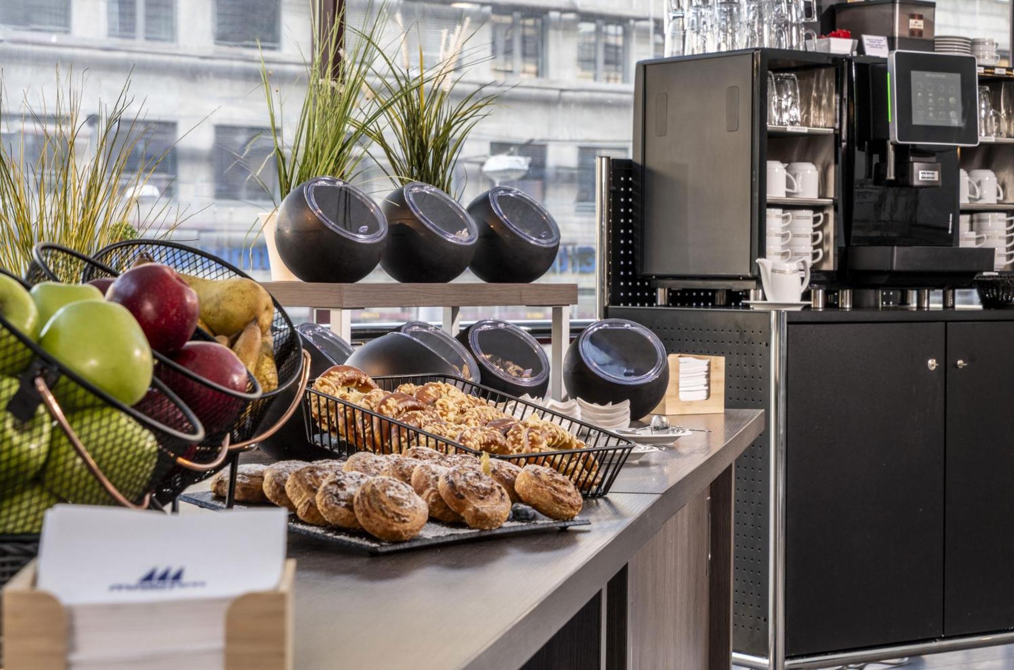 Maritim Hotel Magdeburg Ngoại thất bức ảnh