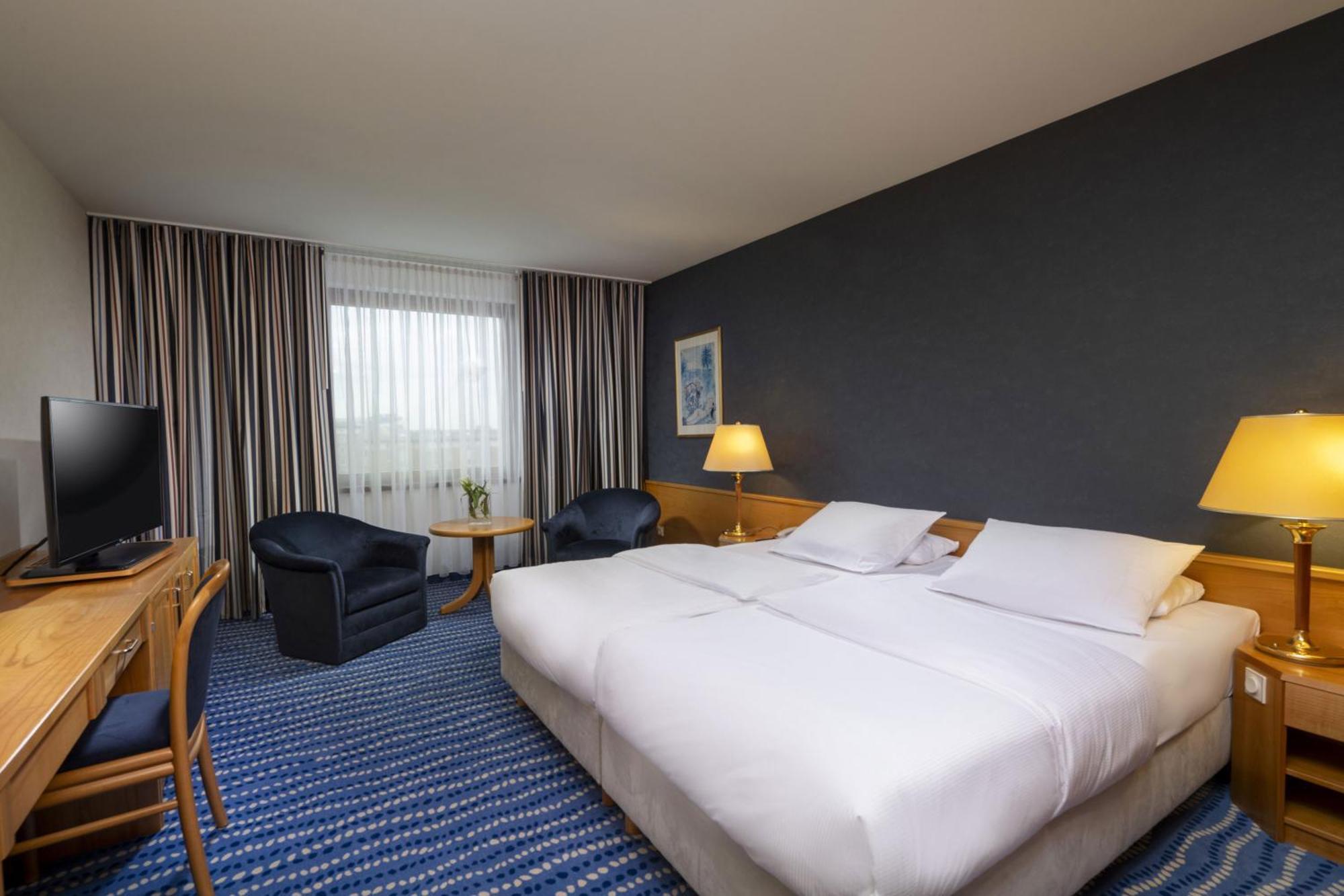 Maritim Hotel Magdeburg Ngoại thất bức ảnh