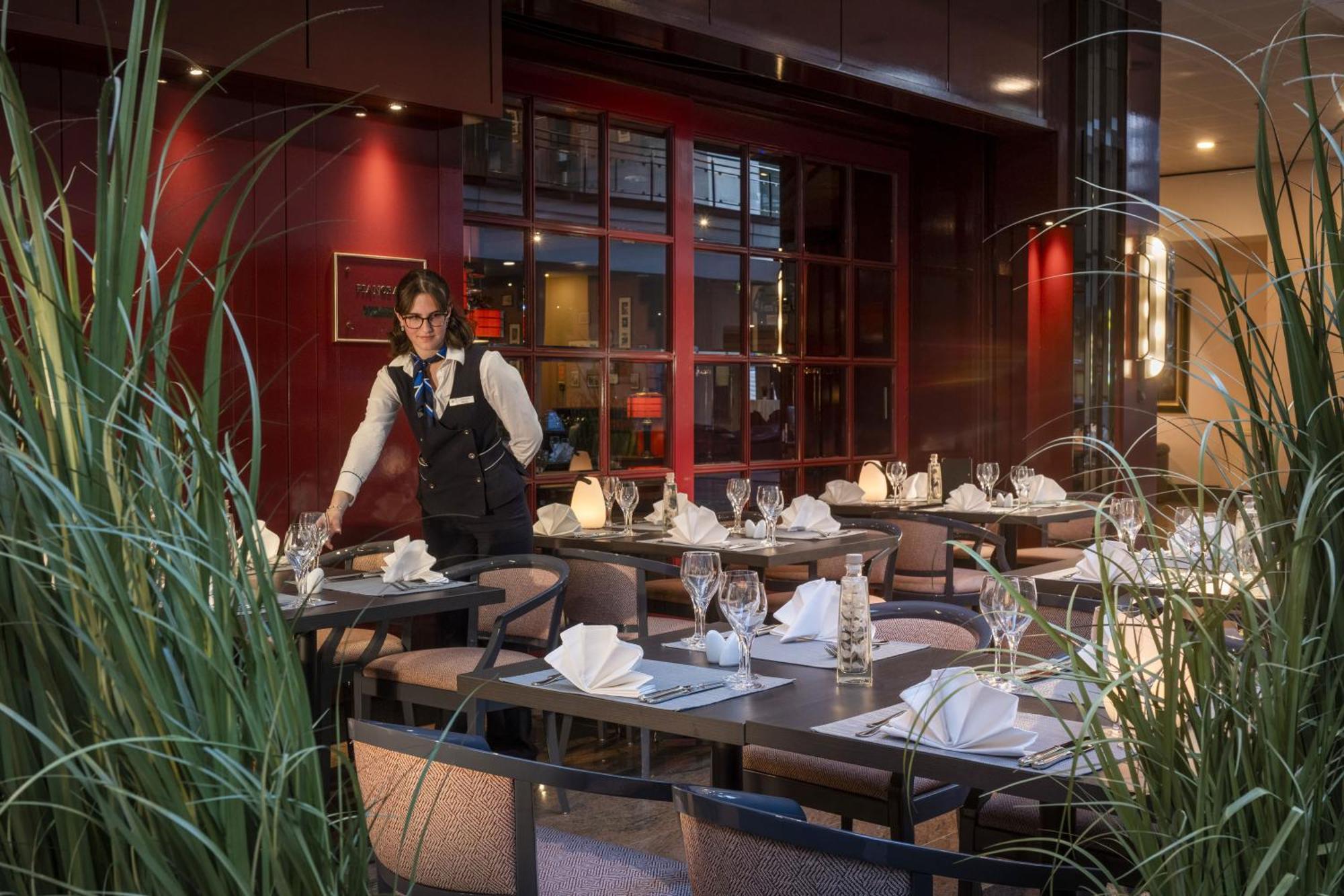 Maritim Hotel Magdeburg Ngoại thất bức ảnh