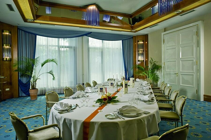 Maritim Hotel Magdeburg Ngoại thất bức ảnh